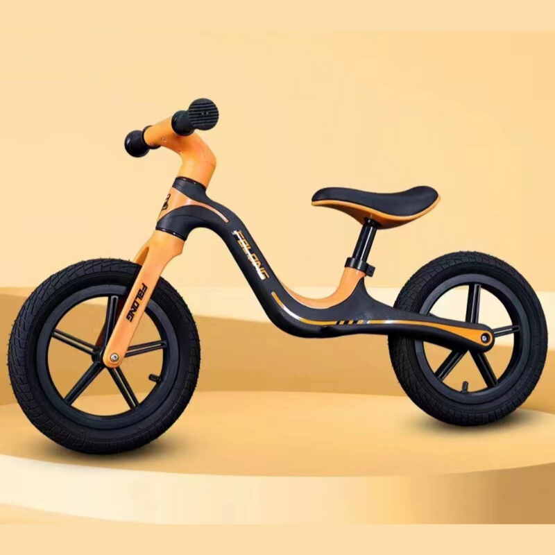 Balance bike Black and Orange